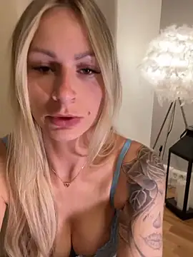X JamieLove X online show from May 12, 2026, 6:16 pm