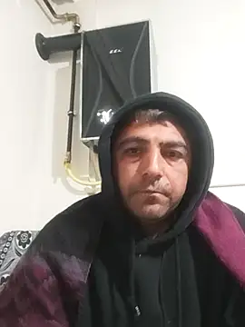 Snapshot of Muratcanik44 chatting on February 27, 2026, 10:43 pm Muratcanik44 online show from February 27, 2026, 10:43 pm