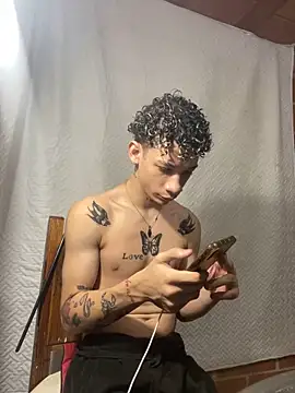 mateodeamjo online show from December 6, 2024, 4:47 am