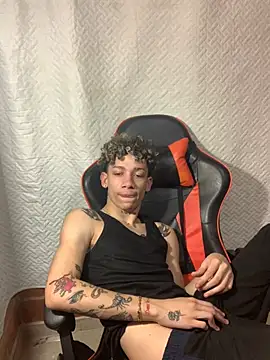 mateodeamjo online show from January 6, 2025, 8:46 am