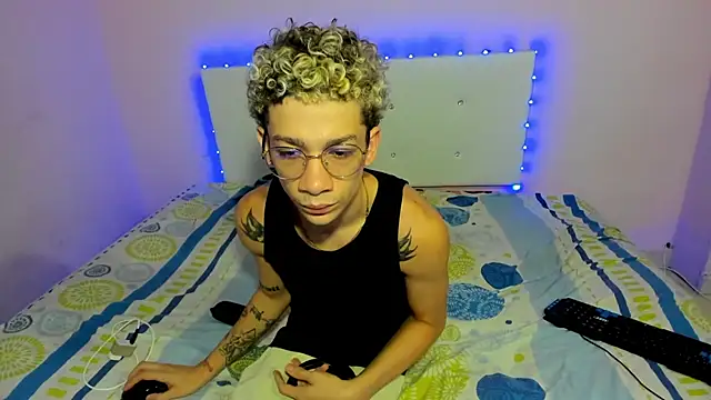 mateodeamjo online show from October 30, 2025, 9:22 am