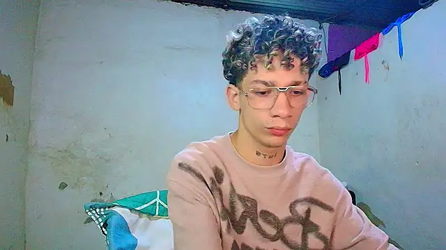 mateodeamjo online show from July 28, 2026, 4:41 am