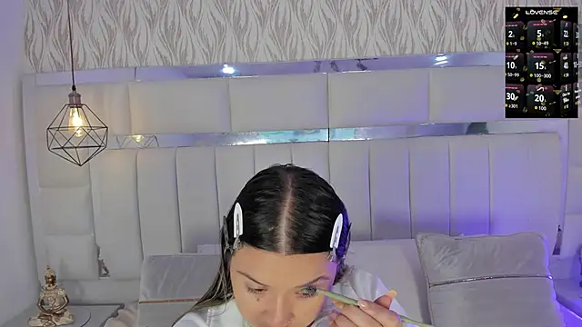 1m dalhia online show from October 8, 2025, 8:28 pm