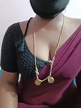 louise92 online show from June 18, 2026, 8:14 am