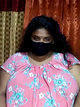 Snapshot of Dusto_Meye chatting on February 10, 2025, 7:28 pm Dusto Meye online show from February 10, 2025, 7:28 pm