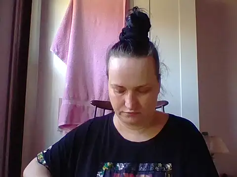  squirty cum lady  online show from March 18, 2025, 7:41 am