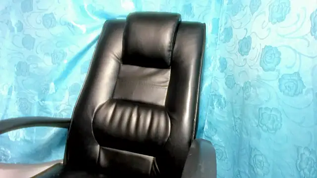 Dana Jeins online show from October 28, 2025, 9:57 am