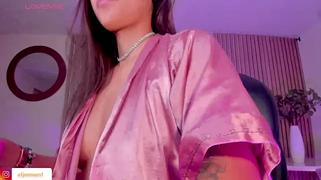 AllyJensen online show from January 21, 2025, 4:48 pm
