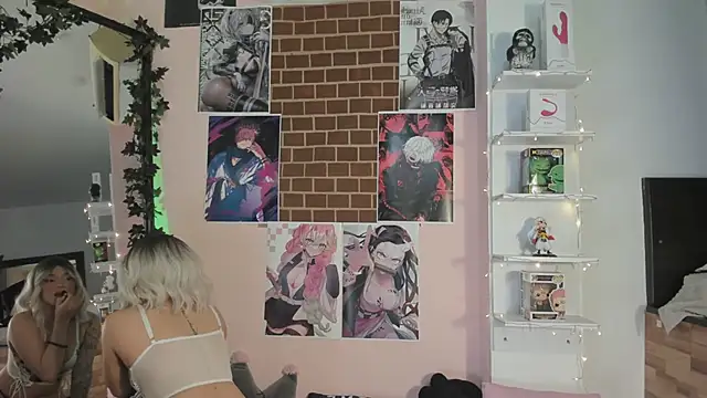 Snapshot of sensualkattt chatting on December 13, 2024, 12:06 pm sensualkattt online show from December 13, 2024, 12:06 pm