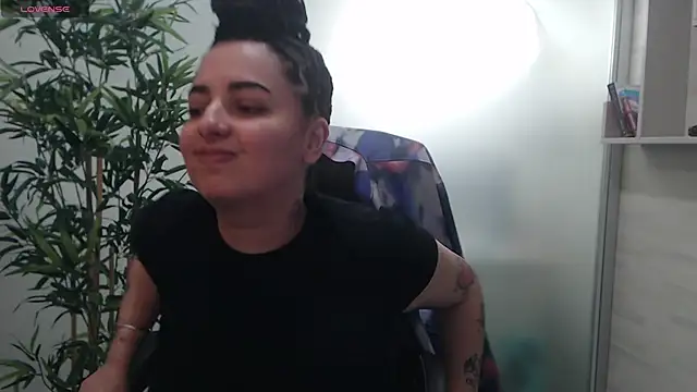 BustyAllyy online show from September 29, 2025, 3:28 pm