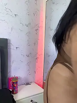 Brhiana Williamms online show from June 3, 2026, 2:33 pm