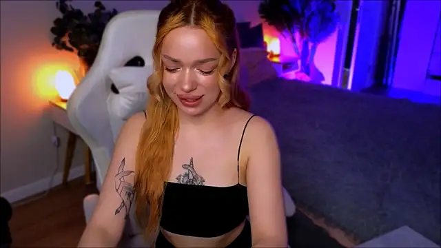 Lily Yin online show from May 17, 2026, 7:06 am