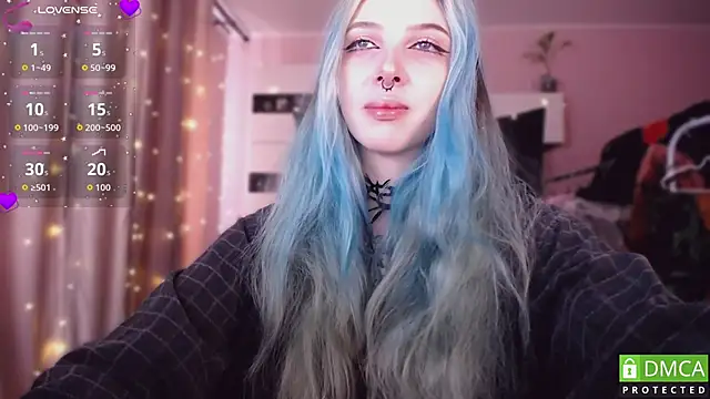 JustMeowGirl online show from March 6, 2026, 5:37 am