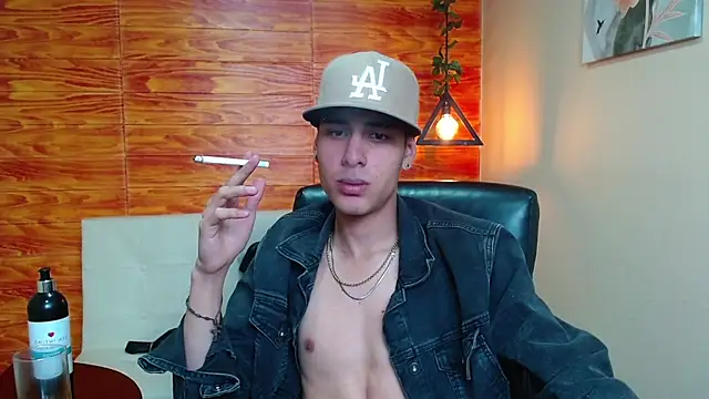 Bastiaan 28 online show from January 4, 2025, 8:17 am