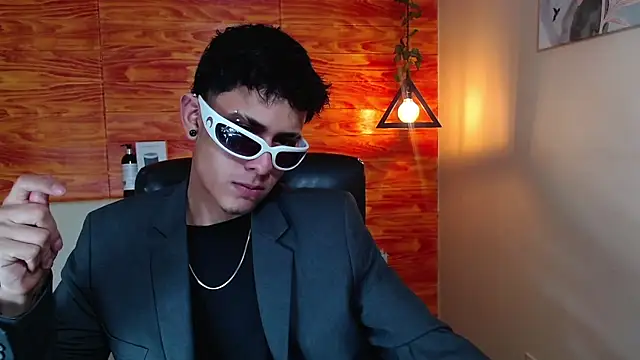 Bastiaan 28 online show from February 7, 2025, 10:29 am