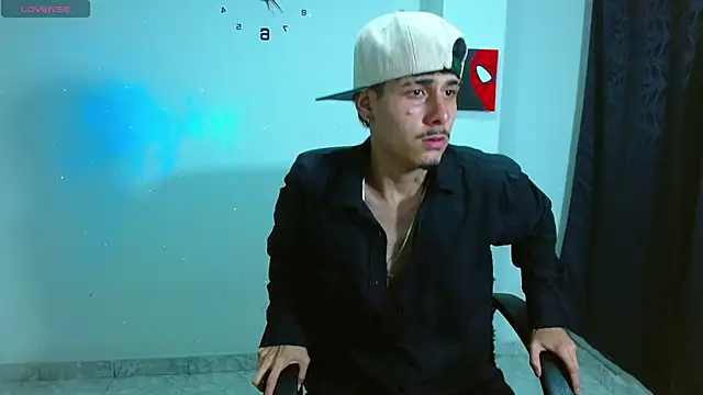 Bastiaan 28 online show from October 11, 2025, 11:25 pm