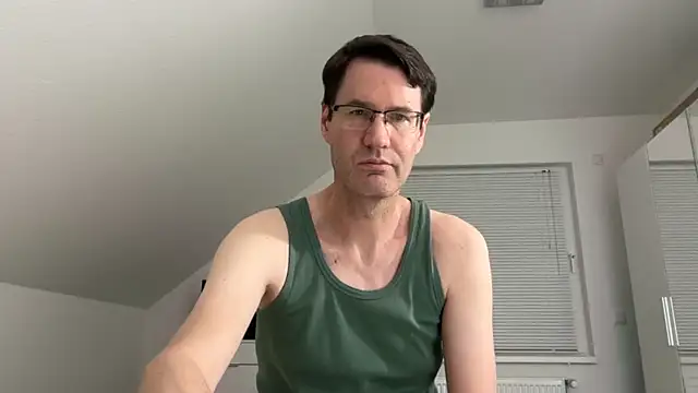 zxzx cam1 online show from April 2, 2026, 9:01 pm