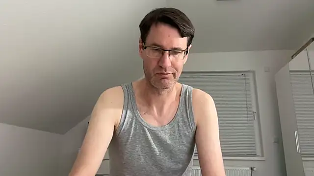 zxzx cam1 online show from April 12, 2026, 5:07 pm