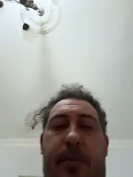 sikergecer3435 online show from March 1, 2026, 6:43 pm