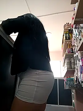 alondraabrown online show from November 11, 2025, 11:54 am