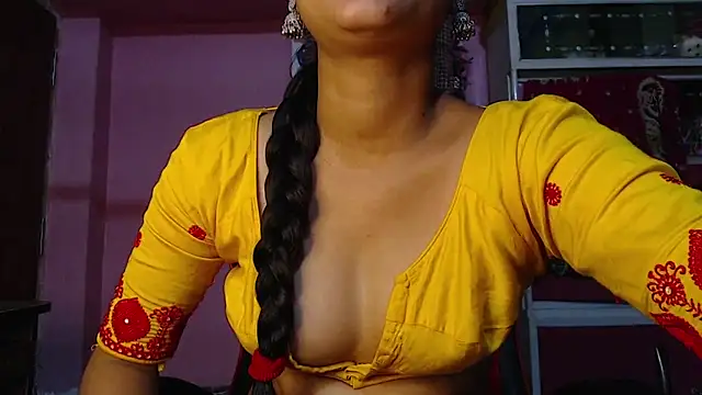 Angel Alison  online show from December 19, 2024, 6:12 pm