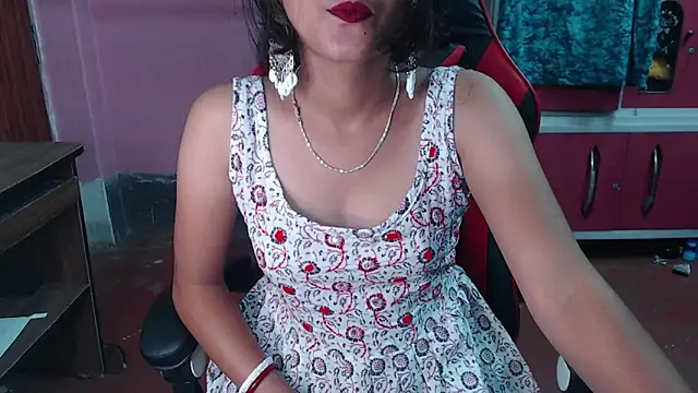 Angel Alison  online show from February 12, 2025, 6:30 pm