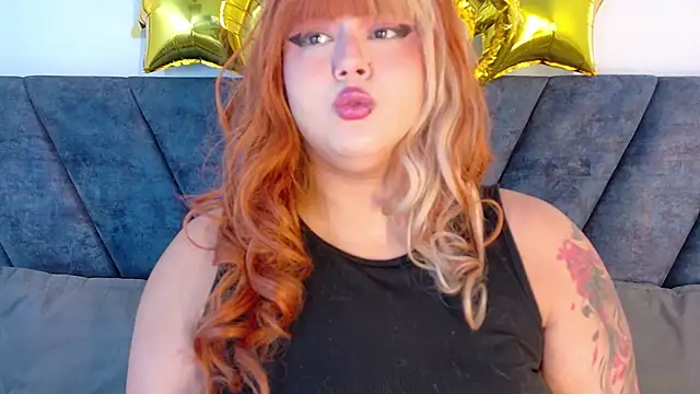 Snapshot of Karmilla_Rosse chatting on June 15, 2026, 10:39 am Karmilla Rosse online show from June 15, 2026, 10:39 am
