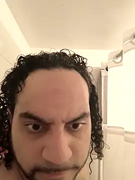 Gjvvjku online show from December 3, 2025, 3:36 am