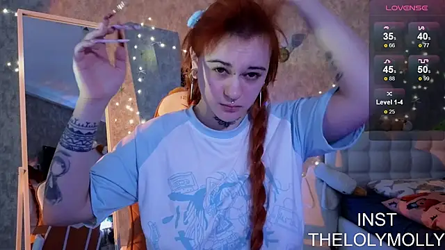 LolyMolli online show from April 7, 2026, 9:10 am