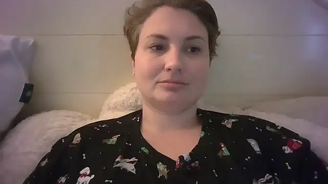 MilfyMrsRobinson online show from February 20, 2026, 1:44 pm