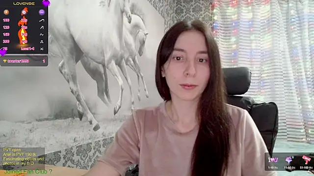 Snapshot of Wowpornoo chatting on February 19, 2025, 2:23 pm Wowpornoo online show from February 19, 2025, 2:23 pm