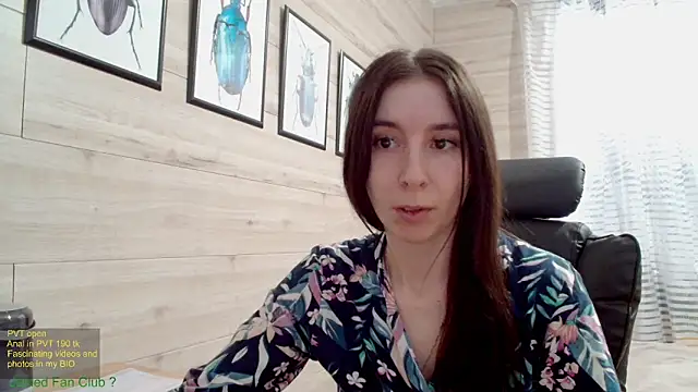 Snapshot of Wowpornoo chatting on March 20, 2025, 8:09 am Wowpornoo online show from March 20, 2025, 8:09 am