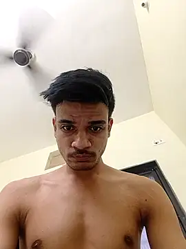 yashzae online show from November 6, 2025, 12:17 pm