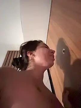 Snapshot of KimArts chatting on October 14, 2025, 4:30 pm KimArts online show from October 14, 2025, 4:30 pm