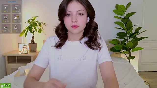 Snapshot of pusichka chatting on September 18, 2025, 7:21 am pusichka online show from September 18, 2025, 7:21 am