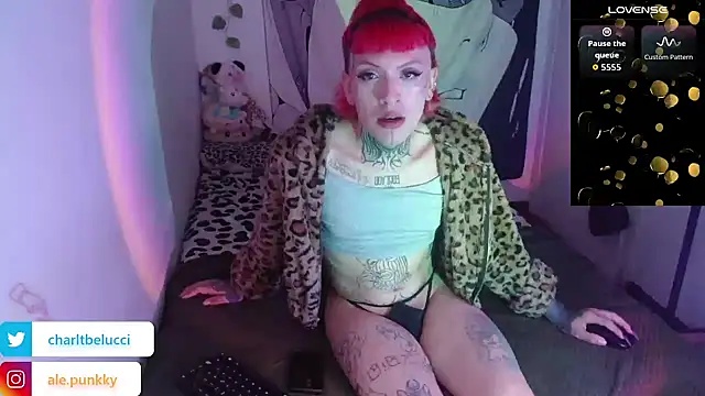 charlotbelucci  online show from May 22, 2026, 10:26 pm