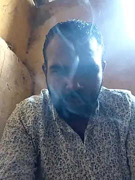 ListedLoin online show from November 2, 2025, 12:40 pm