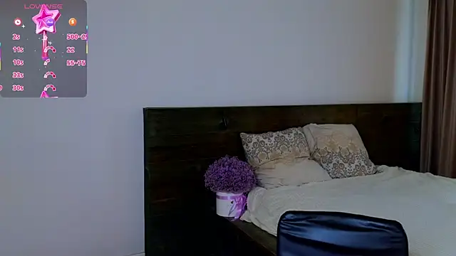 Snapshot of JessicaCartier chatting on April 4, 2026, 4:33 am JessicaCartier online show from April 4, 2026, 4:33 am