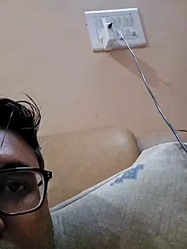 Loveboycurvy online show from March 31, 2026, 3:34 pm