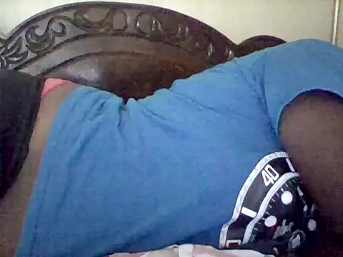 missarpie online show from December 21, 2025, 10:55 am