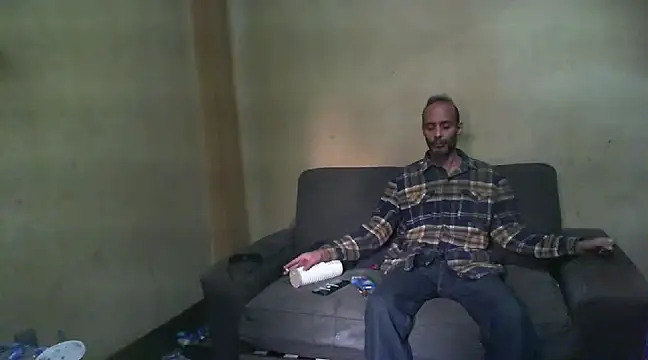 Snapshot of tomeliviathan chatting on January 31, 2025, 2:39 pm tomeliviathan online show from January 31, 2025, 2:39 pm