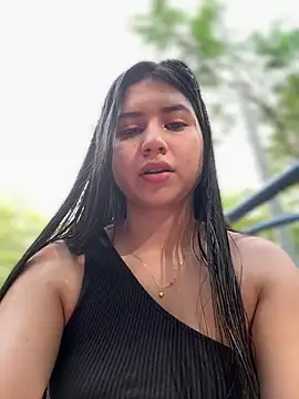 VAL PRINCESS online show from December 20, 2024, 8:45 pm