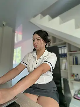 VAL PRINCESS online show from February 21, 2026, 2:40 pm