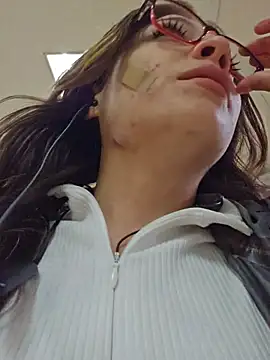 Snapshot of mmmVirginia chatting on October 24, 2025, 6:59 pm mmmVirginia online show from October 24, 2025, 6:59 pm