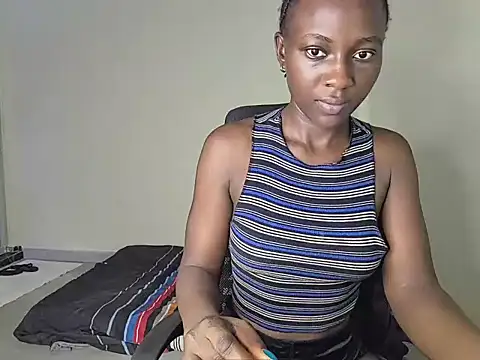 Snapshot of ebonyy_duchess chatting on January 20, 2025, 6:21 am ebonyy duchess online show from January 20, 2025, 6:21 am
