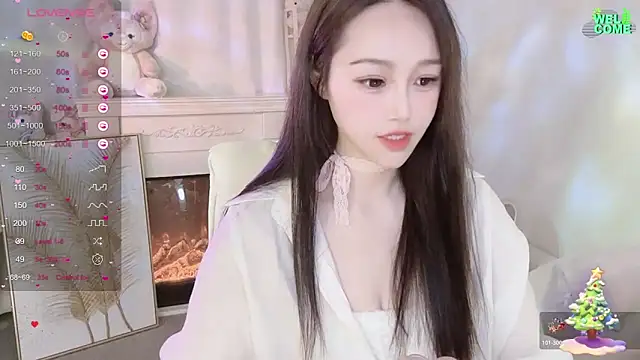 Snapshot of Kiss-18 chatting on January 8, 2025, 12:05 pm Kiss-18 online show from January 8, 2025, 12:05 pm