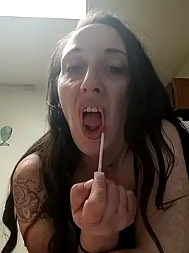 PhatAss Kummmilla online show from December 6, 2024, 9:10 am