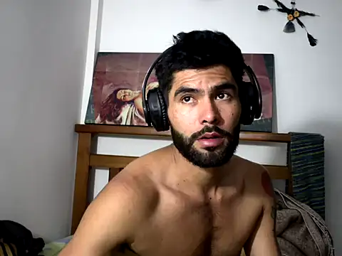 hideonbush051 online show from December 4, 2025, 3:05 am