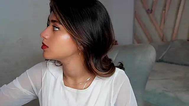 Rebecca 055 online show from March 4, 2026, 12:38 am