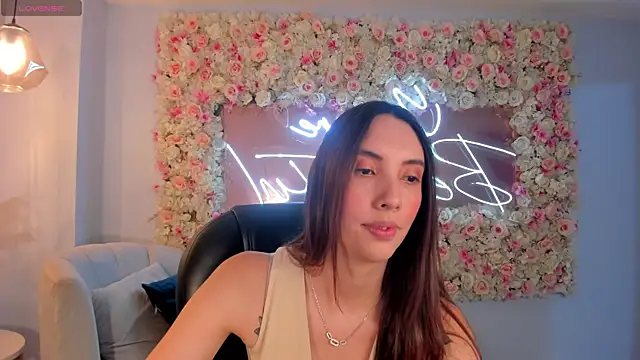 AnaisNin online show from October 15, 2025, 8:53 pm